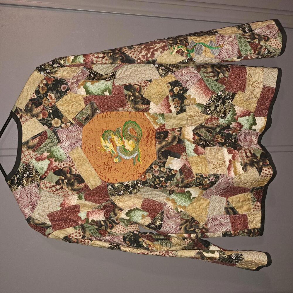 Patchwork Quilted Jacket With Embroidered Dragon … - image 4